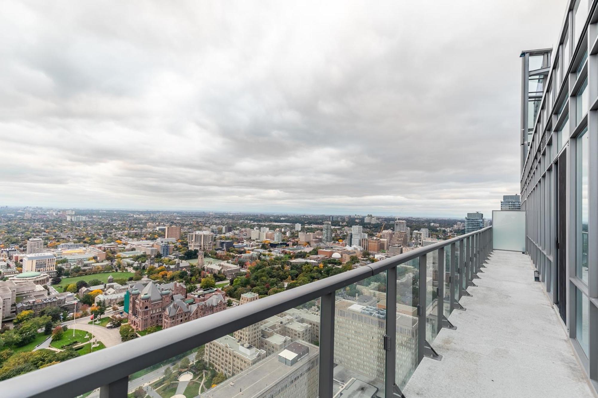 Great View High Rise In Central トロント エクステリア 写真
